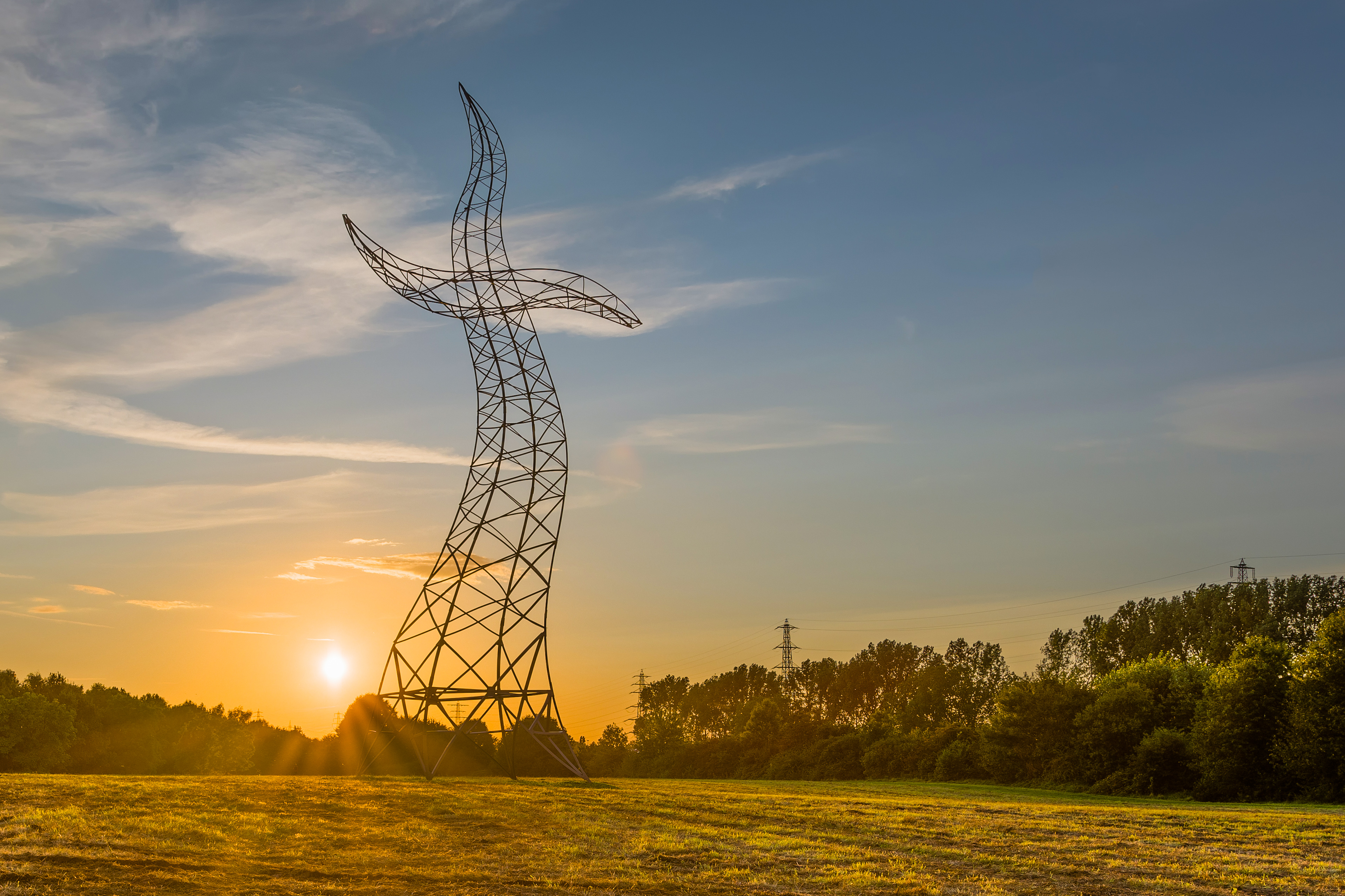 emscherkunst_tanzender_strommast_zauberlehrling_04_crop.jpg